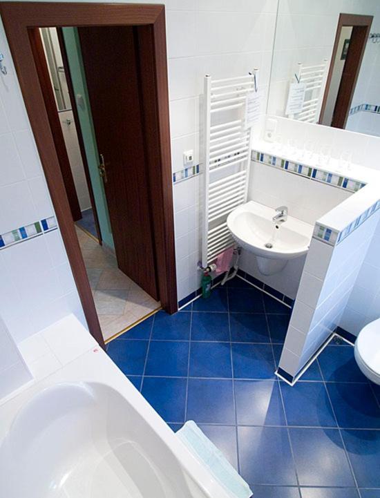 Pension Apartment Granit Prag Zimmer foto